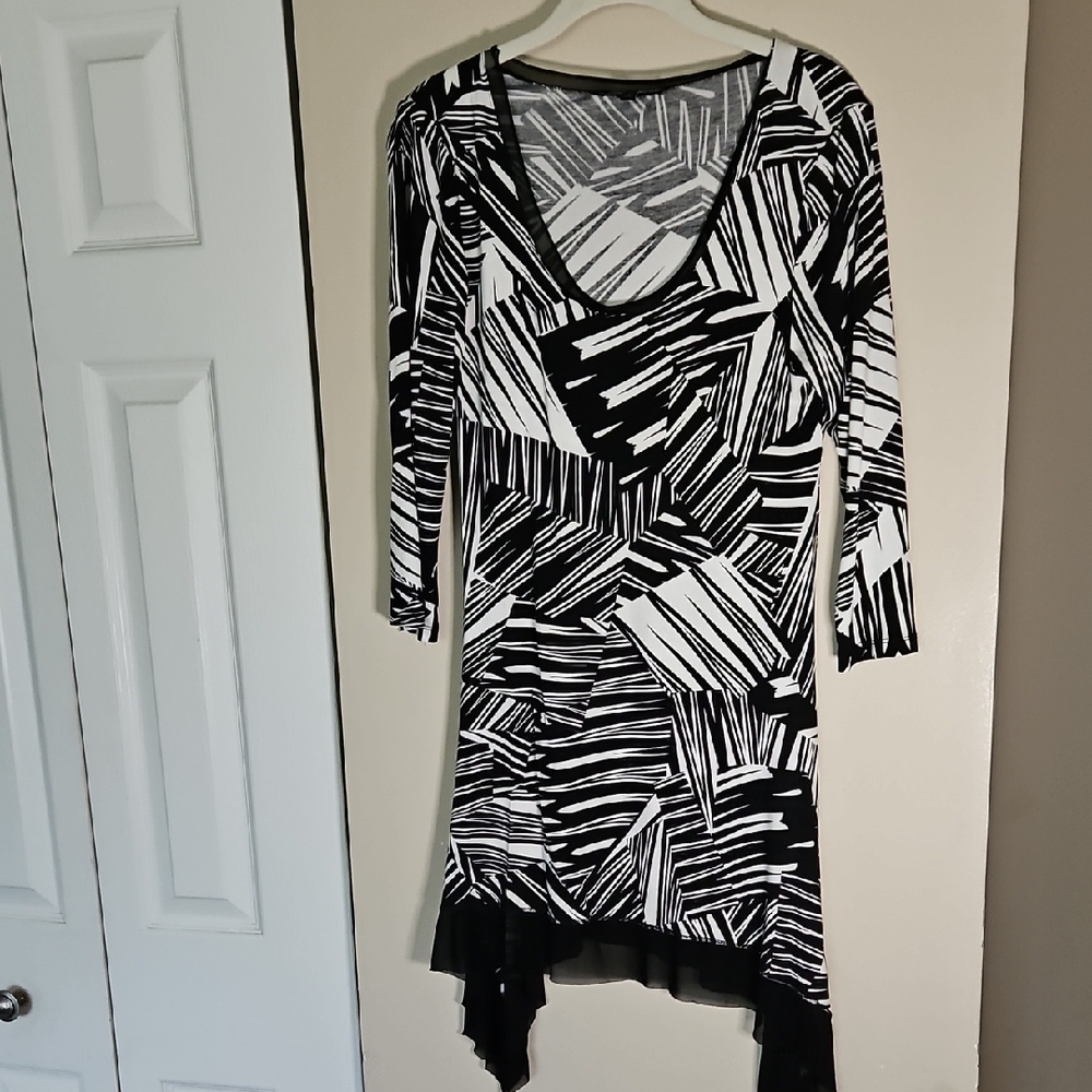 CABLE & GAUGE Mini Dress, Uneven Sheer Hem, Black & White Geometric- Small, NWOT